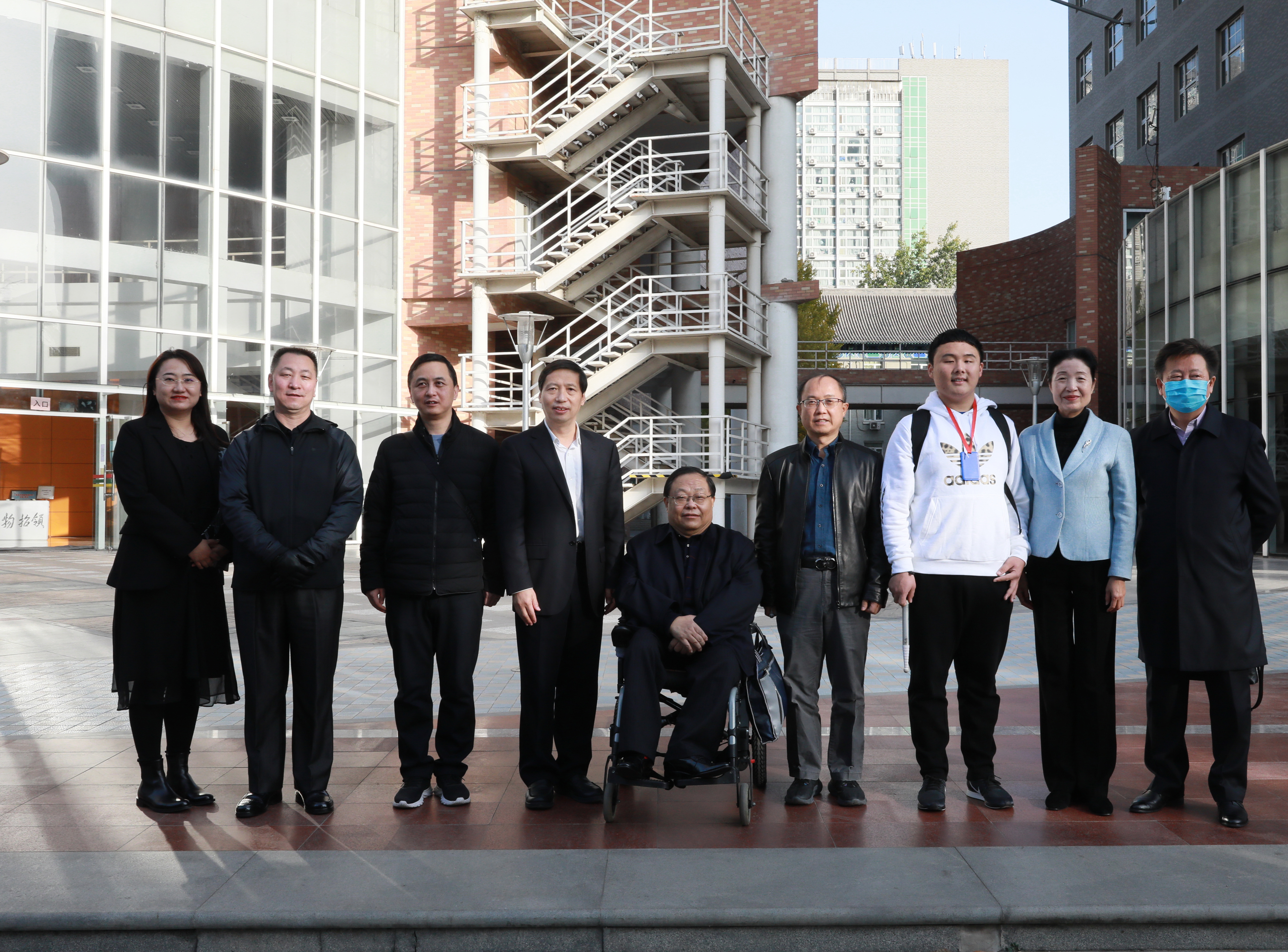 全国无障碍环境建设智库专家组一行来我校指导无障碍教学建设工作