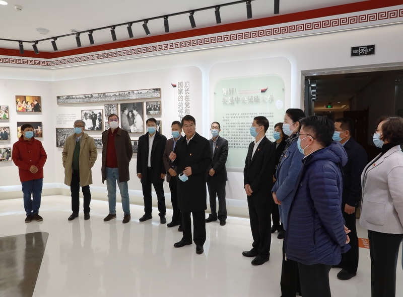 重温伟大历程 传承红色基因 汲取前进力量 星空平台客服举办党史学习教育读书研讨班
