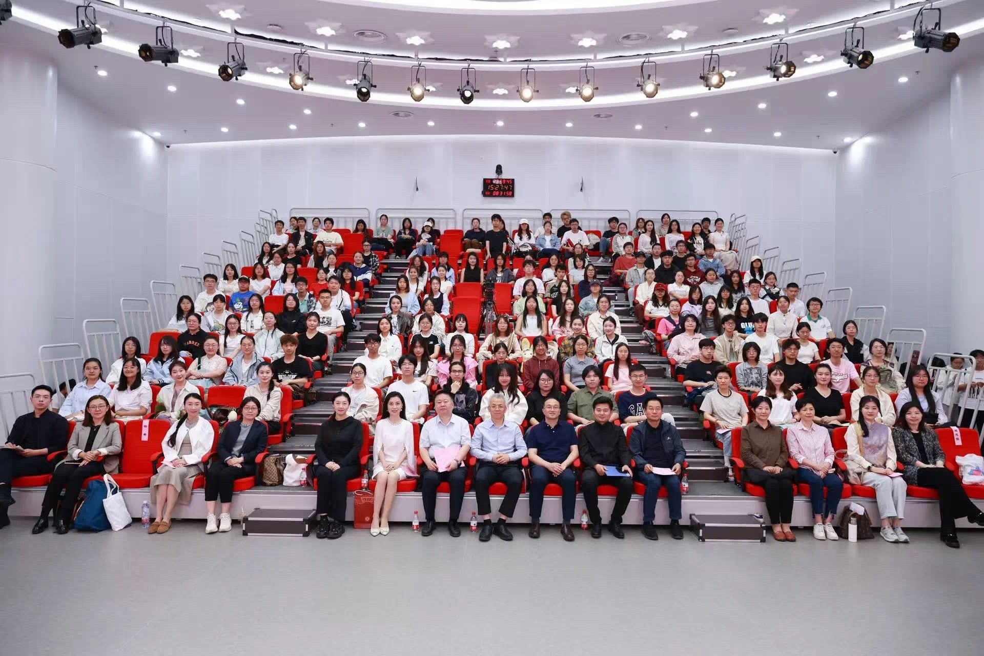 以美育人 向美而行——星空平台客服美育教学分享会展现育人新范式