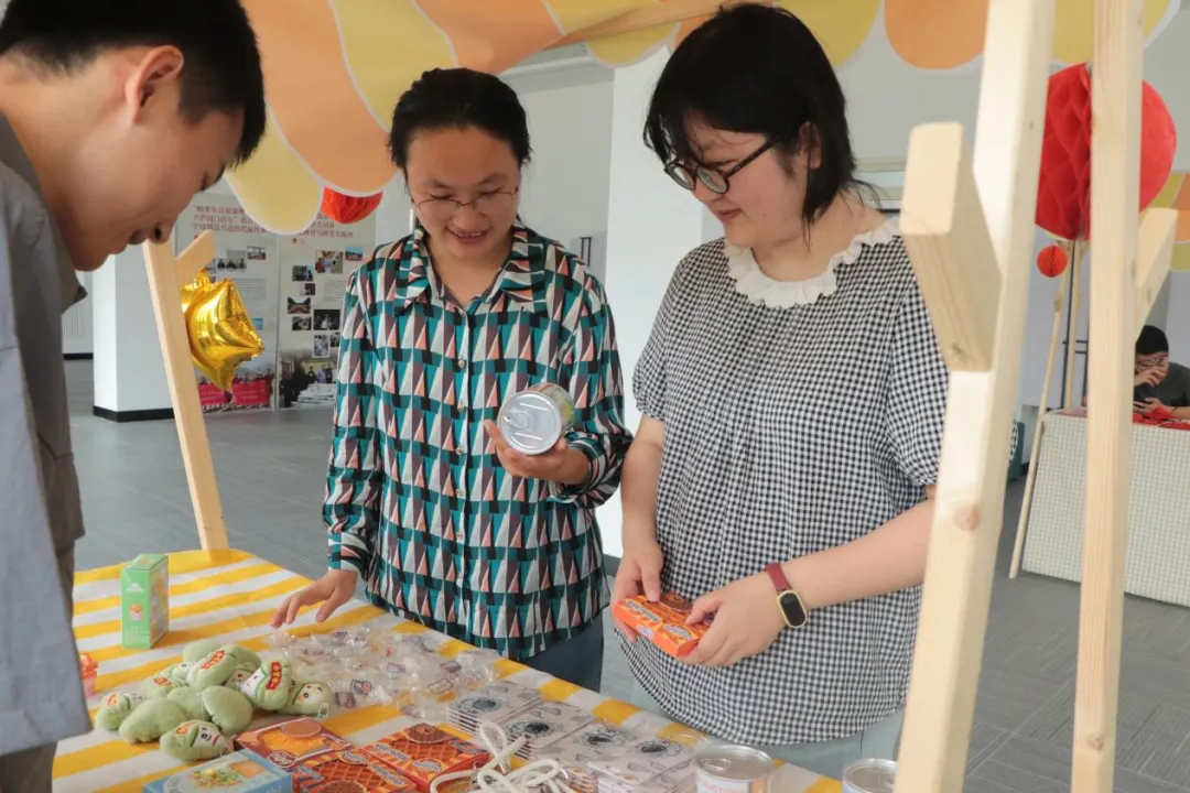 2025年度“我从延安来”党建文化月 | “窑洞灯未央，百年砺新芒”沉浸式学习打卡体验